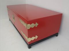  Henredon Furniture Asian Style Red Lacquered Coffee Table - 904850