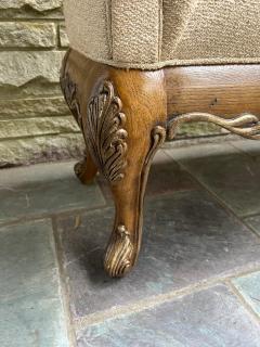  Henredon Furniture Handsome Henredon Louis XV style Upholstered Walnut Bench Mid Century - 4429203