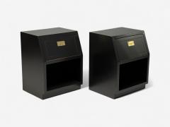  Henredon Furniture Henredon Mid Century Modern Black Lacquer Brass Campaign Nightstands 1960s - 4135877