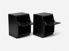 Henredon Furniture Henredon Mid Century Modern Black Lacquer Brass Campaign Nightstands 1960s - 4135880