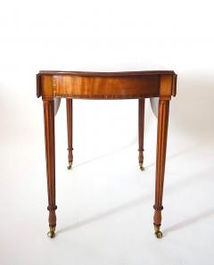  Henry Hill of Marlborough George III Serpentine Pembroke Table Henry Hill of Marlborough circa 1775 - 4597506