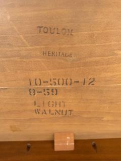  Heritage Furniture Vintage Walnut Heritage Furniture Toulon Collection Coffee Table - 4424081