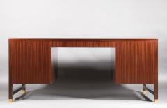  ILIAD DESIGN A Contemporary Office Desk by ILIAD Design - 3300168