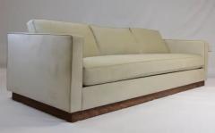  Iconic Design Gallery Le Jeune Upholstery Shaker 3 Seat Sofa Showroom Model - 3528317