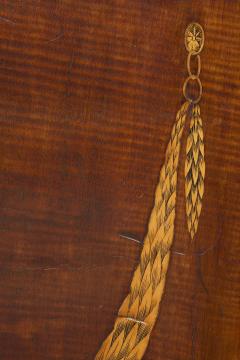  Ince Mayhew Mayhew Ince George III harewood and engraved boxwood marquetry serpentine two door commode - 4589112