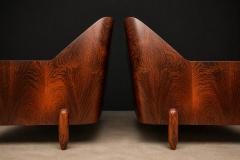  JD M veis e Decora es Pair of Brazilian Modern Armchairs in Rosewood Ivory Mohair JD Moveis - 4594311