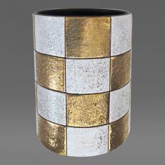  Jaru A modish American 1960s cylindrical checkerboard pattern ceramic vase Jaru - 58431