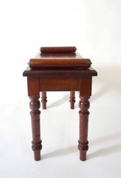  Jas Shoolbred Co English Aesthetic Movement Petite Chestnut Hall Bench or Window Seat circa 1880 - 3928864