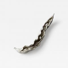  Jean Paul Gourdon SCULPTURE OF A BROAD BEAN POD SPLIT OPEN TO REVEAL THE BEANS - 3952252