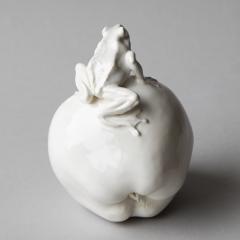  Jean Paul Gourdon SCULPTURE OF A SMALL FROG SITTING ATOP AN APPLE  - 3950437