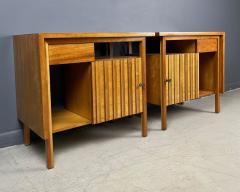  John Widdicomb Co Widdicomb Furniture Co John Widdicomb Pair of Mahogany Petite Night Stands Mid Century - 2618327