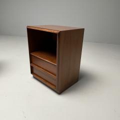 John Widdicomb Co Widdicomb Furniture Co T H Robsjohn Gibbings Mid Century Modern Nightstands Walnut USA 1960s - 3453220