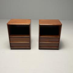  John Widdicomb Co Widdicomb Furniture Co T H Robsjohn Gibbings Widdicomb Mid Century Modern Dresser Walnut USA 1950s - 3452587