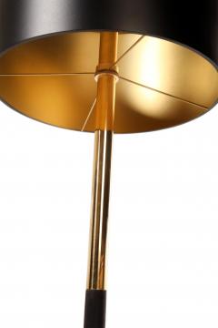  Kanttari Modern black brass floor lamp with solid oak base - 3188076