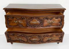  Karges Furniture Karges Louis XV Bombe Serpentine Bowfront Chest of Drawers in Walnut Late 20thC - 3522041