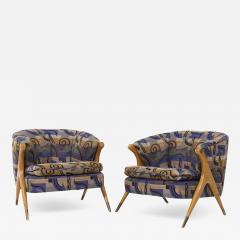  Karpen of California Karpen of California Mid Century Walnut Barrel Lounge Chairs Pair - 3973270