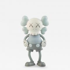  Kaws Bounty Hunter Companion Grey  - 3402969