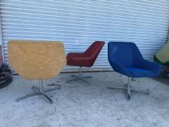  Keilhauer 30 Keilhauer Swivel Lounge Chairs - 4254215