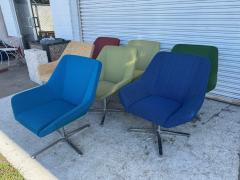  Keilhauer 30 Keilhauer Swivel Lounge Chairs - 4254217