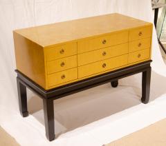  Kittinger Furniture Co Gilt Lacquered Chinoiserie Inspired Chest of Drawers - 2342029