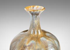  Klase H gan s Vase by Klase H gan s - 4679813