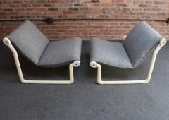  Knoll International Pair of Boucl Slipper Chairs by Bruce Hannah and Andrew Morrison for Knoll - 4307689