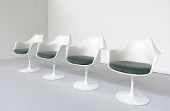  Knoll International Set of 4 Tulip Dining Chairs by Eero Saarinen for Knoll International - 3232670