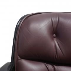  Knoll Knoll Pollock Executive Chair in Aubergine Leather Matte Black Frame - 3489800