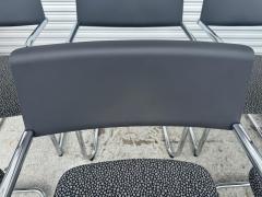  Knoll Moment Knoll Side Chairs - 4662377