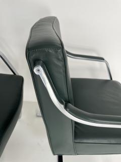  Knoll Pair of Vintage Arm Chairs by Knoll - 4120090