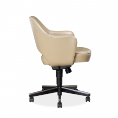  Knoll Saarinen Executive Arm Chair in Leather Swivel Base by Eero Saarinen for Knoll - 1838691