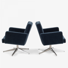  Knoll Vincent Cafiero for Knoll Lounge Chairs in Midnight Mohair and Aluminum Pair - 3317348