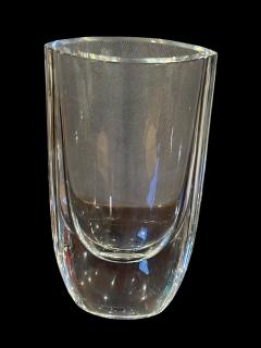  Kosta Boda AB KOSTA BODA MODERNIST CLEAR GLASS VASE - 4486947