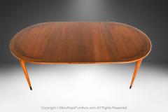  Lane Acclaim Mid Century Lane Acclaim Expandable Round to Oval Dining Table - 4309115