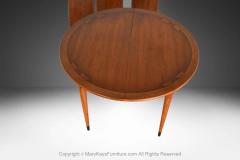  Lane Acclaim Mid Century Lane Acclaim Expandable Round to Oval Dining Table - 4309119