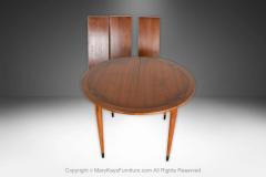 Lane Acclaim Mid Century Lane Acclaim Expandable Round to Oval Dining Table - 4309121