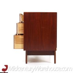  Lane Furniture Lane Perception Mid Century Walnut 6 Drawer Dresser - 3688263