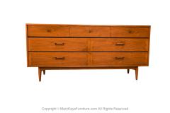  Lane Furniture Mid Century Lane Acclaim Dovetail Walnut Dresser - 3593462