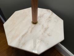  Laurel Lamp Company MARBLE BRASS AND WOOD OCTAGONAL FLOOR LAMP IN THE MANNER OF HARVEY PROBBER - 2314293