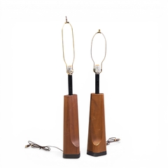  Laurel Lamp Company Richard Barr for Laurel Mid Century Walnut Table Lamps Pair - 4703663