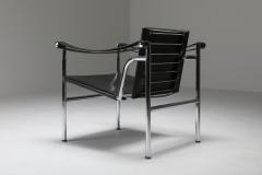  Le Corbusier Jeanneret Perriand Vintage pair of LC2 Le Corbusier Pierre Jeanneret Charlotte Perriand 1965 - 1450439