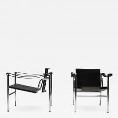  Le Corbusier Jeanneret Perriand Vintage pair of LC2 Le Corbusier Pierre Jeanneret Charlotte Perriand 1965 - 1451787