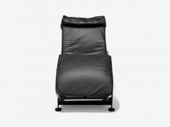  Le Corbusier Le Corbusier Style Mid Century Modern Black Leather Chaise Lounge 20th C  - 4304888
