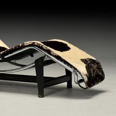  Le Corbusier Le Corbusier Style Mid Century Modern Chaise Lounge Cowhide Metal 20th C  - 3961956