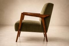  Liceu de Artes e Of cios Brazilian Modern Armchairs in Cavi na Olive Mohair Liceu de Artes e Of cios - 4616051