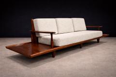  Liceu de Artes e Of cios Sofa in Rosewood Boucl by Liceu de Artes e Of cios Brazilian Modern 1960s - 4635969