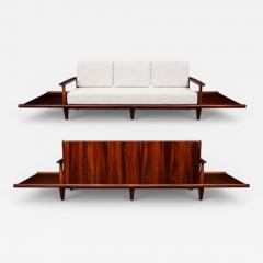  Liceu de Artes e Of cios Sofa in Rosewood Boucl by Liceu de Artes e Of cios Brazilian Modern 1960s - 4636106