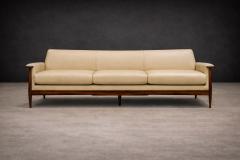  Liceu de Artes e Of cios Sofa in Rosewood Leather Liceu de Artes e Oficios 1960s - 4546722