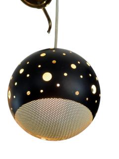  Lightolier MID CENTURY MODERNIST BRASS WHITE BLACK ENAMEL THREE BALL CHANDELIER - 4695571
