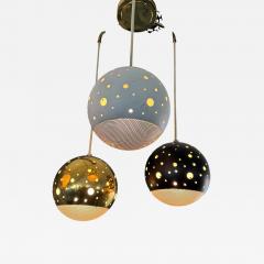  Lightolier MID CENTURY MODERNIST BRASS WHITE BLACK ENAMEL THREE BALL CHANDELIER - 4698112